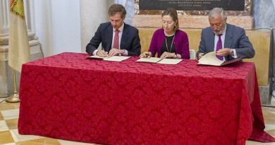 El Ayuntamiento y el Ministerio de Fomento firman un convenio para la recuperación de las huertas del Palacio