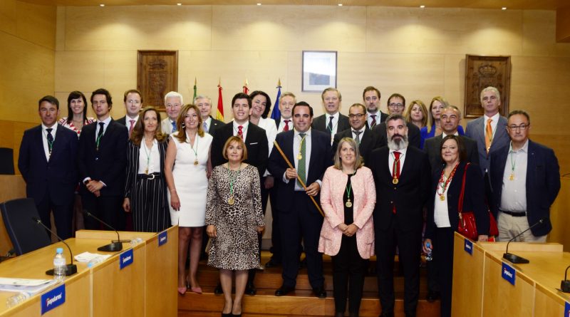 Javier Úbeda toma posesión como alcalde de Boadilla del Monte