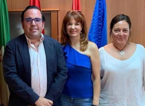 La Asociación de Mujeres Separadas y Divorciadas con el alcalde de Boadilla del Monte.2