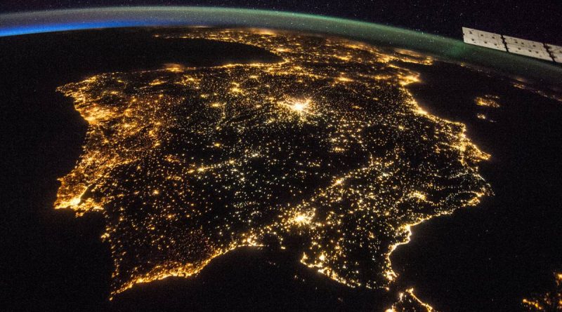 Teleboadilla. Contaminación lumínica en España. Vista aérea de España