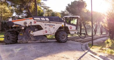 En marcha los trabajos de rehabilitación de la calzada en la calle Valle del Tiétar