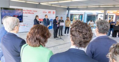 El consejero de Transportes visita Boadilla para presentar la ampliación del Metro Ligero